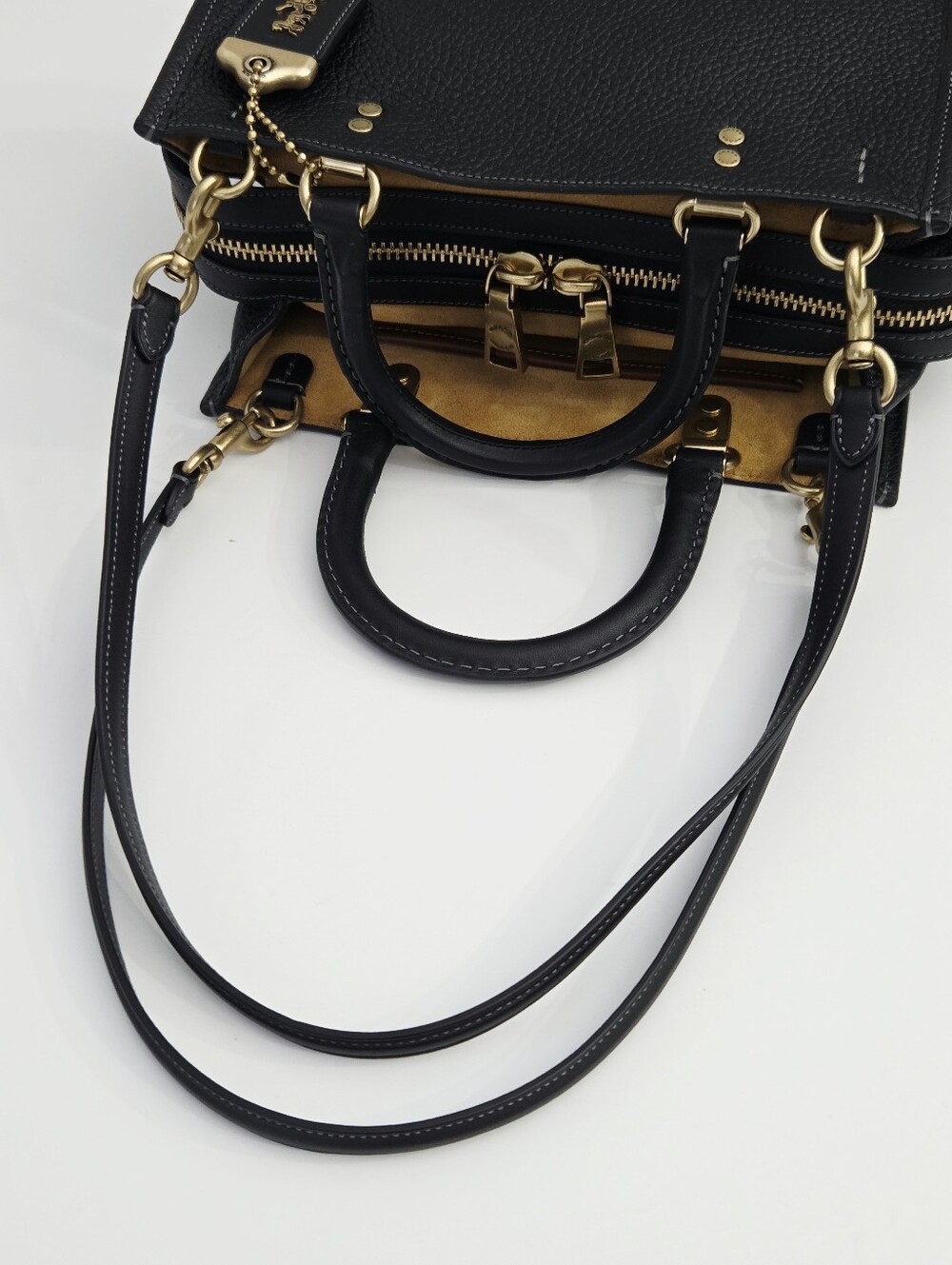LIKE NEW COACH ROGUE BAG 25 - BLACK - Picture 3 of 14